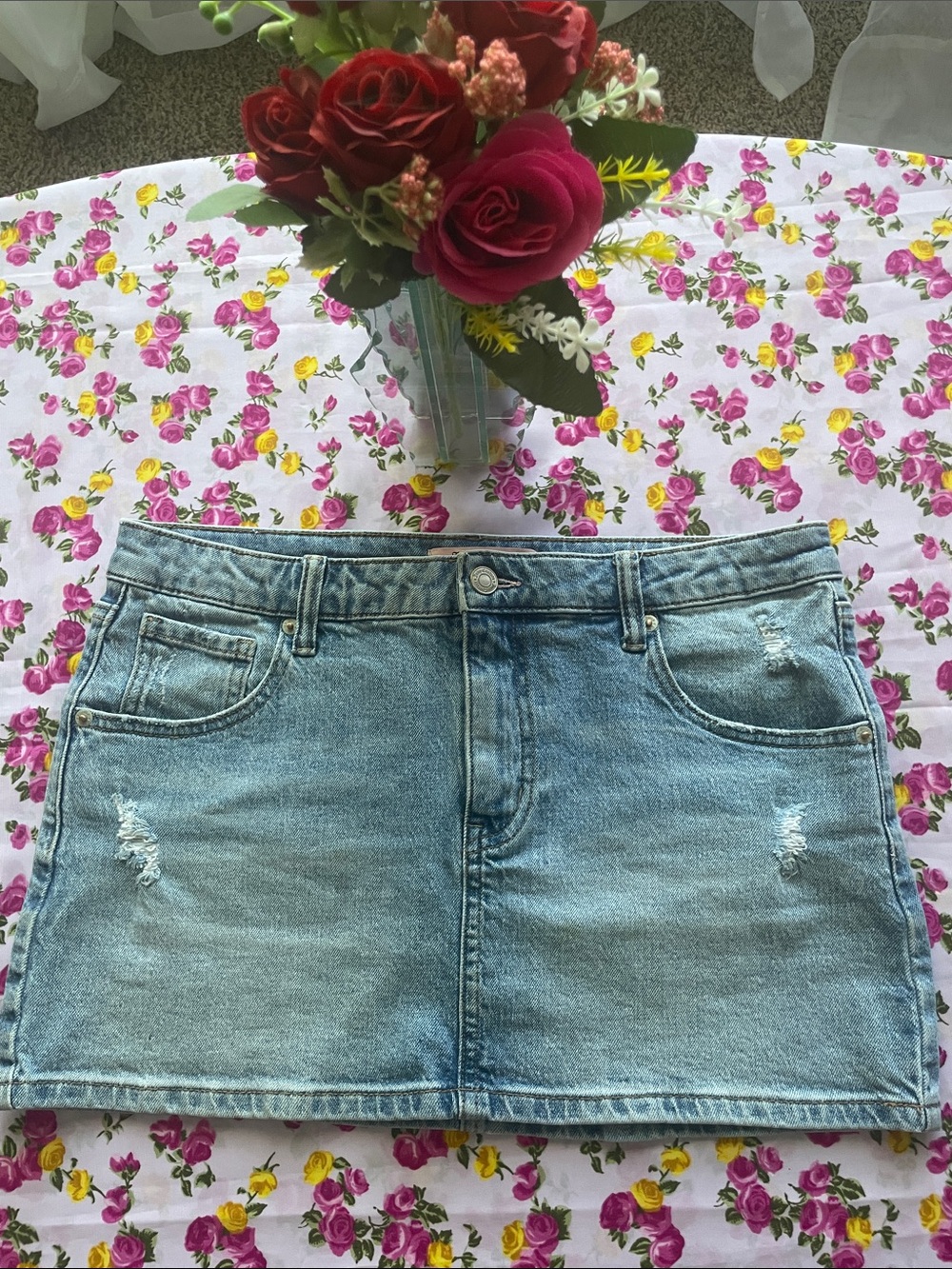 Juicy Couture Light Blue Distressed Denim Mini Skirt - Picture 1 of 2